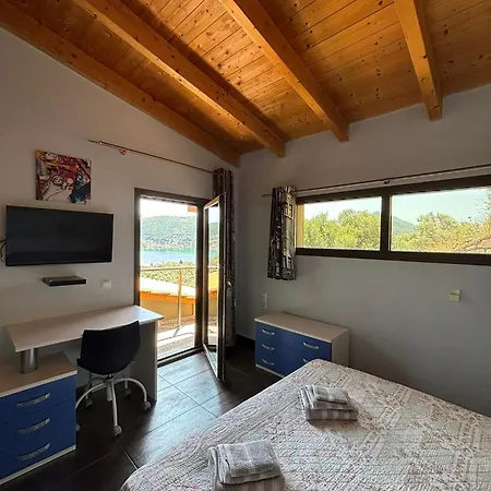Villa Smaragdine Blue